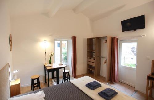 Chambonas Apartment | Chez Maggy et Léon