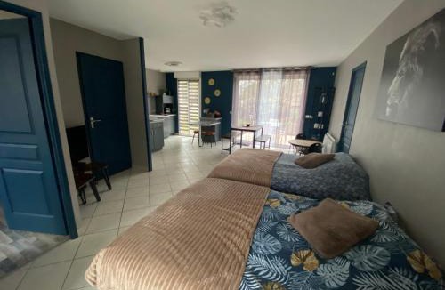 La Heuniere Apartment | Chez Maison familiale la heuniere 27950 Normandie logement autonome boîte à clé capacité 6 pers proche de giverny paris Rouen a13
