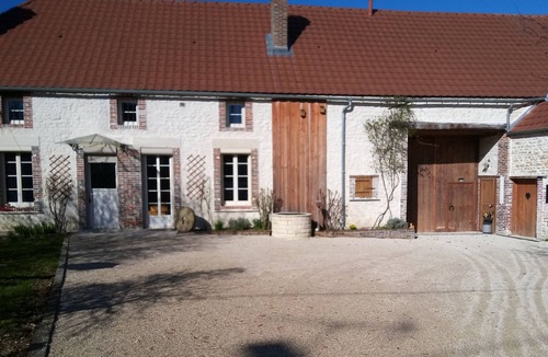 Beugnon Cottage | Chez Maman