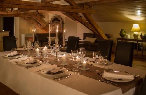 Geneva Hotel | Chez Maman Hotel & Restaurant