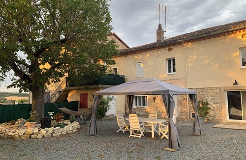 Montdragon House | Chez mamie