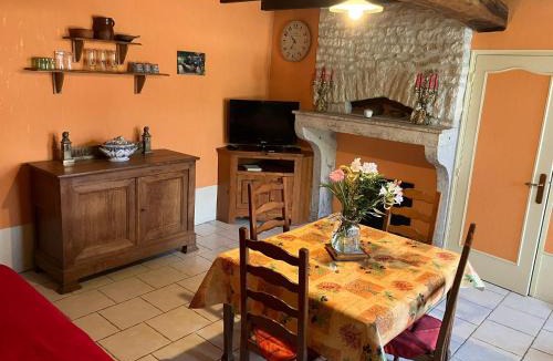 Massangis House | Chez Manon