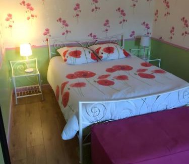 Massangis House | Chez Manon