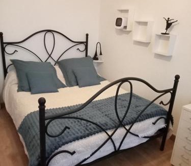 Millas Apartment | Chez Manon
