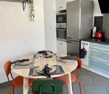 Rosendael House | Chez Marcel - Maison agréable