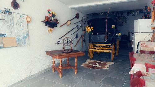 Charix House | Chez Maria