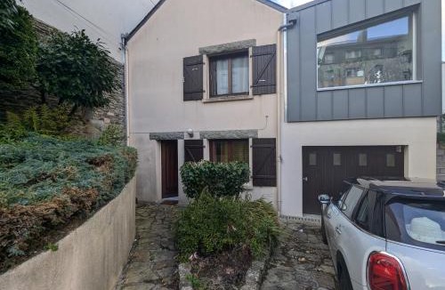 Rive Droite Apartment | Chez Marie et Hugo