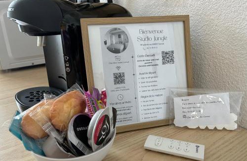 Gannat Apartment | Chez Mary Studio -Jungle