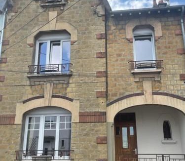 Charleville-Mezieres House | Chez Mathilde et Gaby, chambre d'hôtes