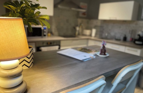 Montreuil-sur-Mer Apartment | Chez Matt & Clem : Gite au Coeur de Montreuil
