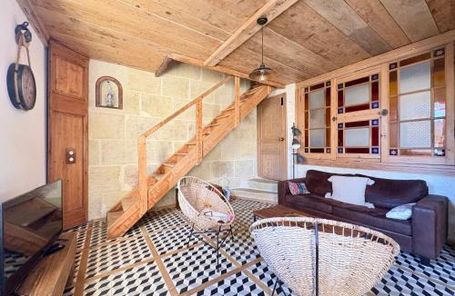 Saint-Laurent-d'Aigouze House | Chez max