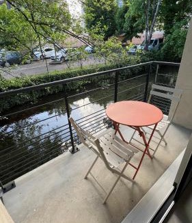 Beaune Apartment | Chez Max - Terrasse - Climatisation - Parking gratuit