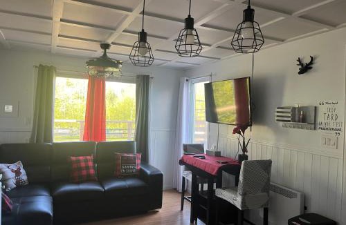 Clarke City Ski Chalet | Chez Mayan et Doly