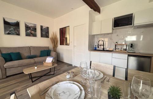 Villedaigne Apartment | Chez Mel et Garry