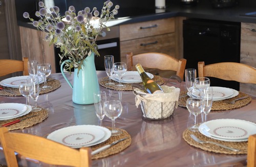 Bouillancourt-en-Sery Cottage | CHEZ MICHEL GITE WITH PRIVATE JACUZZI
