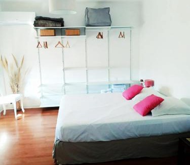 Perpignan Apartment | Chez Michel & jenny Appartement 100m2 Perpignan parking gratuit