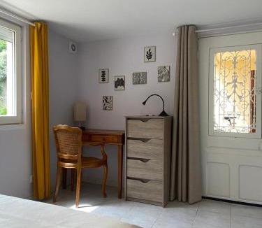 Velizy-Villacoublay House | Chez Mietka