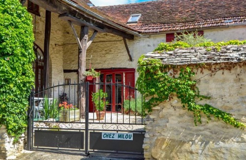 Tanlay House | Chez Milou by Interhome