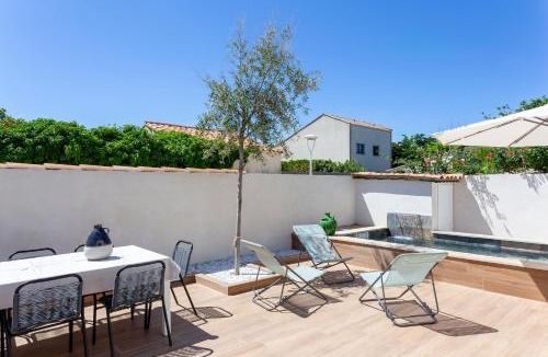 Carnon-Plage Villa | Chez Misha - Sublime maison climatisée à 100m des plages de Carnon