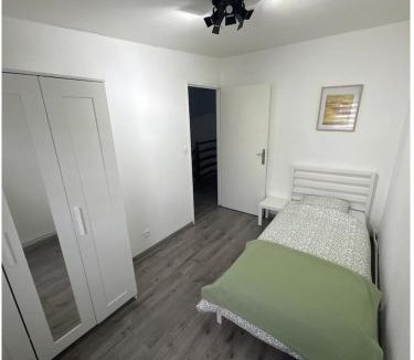 Mont-Saint-Martin House | Chez moi