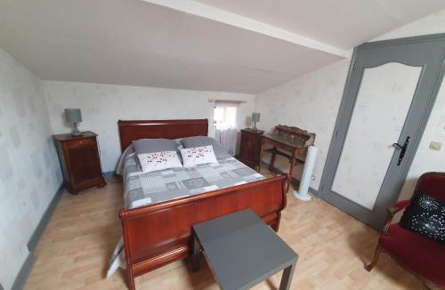 Thenac House | Chez Moutier