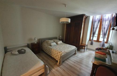 Thenac House | Chez Moutier