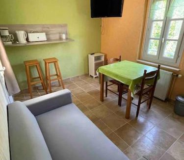 Bourbon-Lancy Apartment | Chez Mr KUD