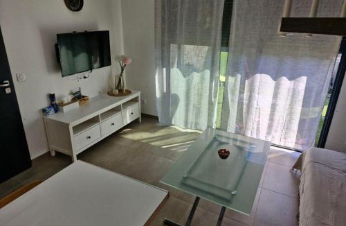 Montpeyroux Apartment | Chez Nadia