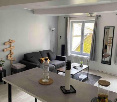 Sedan Apartment | Chez Nath House