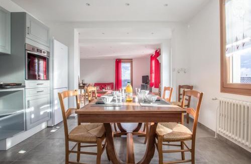 Outrechaise House | Chez nicole et alain