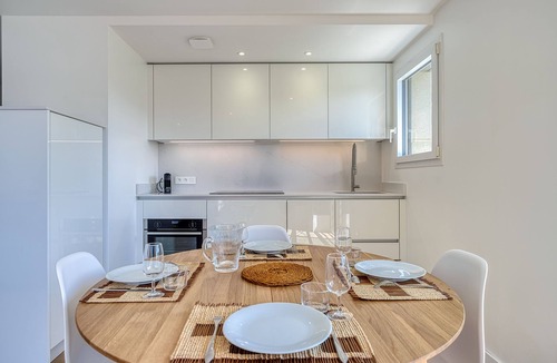 Veyrier-du-Lac Apartment | Chez NiLo - 5min de la Plage