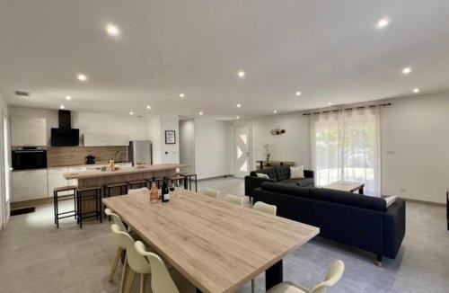 La Redorte House | Chez Nous, Chez Vous !