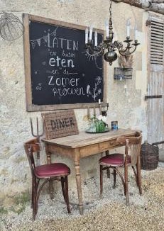 Brigueil-le-Chantre Bed & Breakfast | Chez Nous