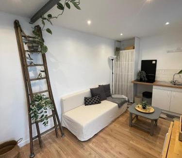 Clermont-Ferrand Apartment | - Chez nous -
