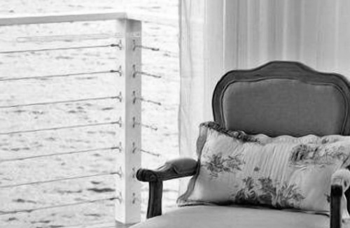 Sydney House | Chez Nous Waterfront Cottage