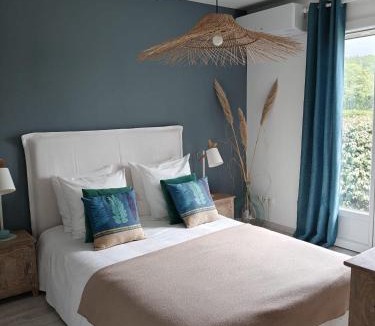 Les Leves-et-Thoumeyragues Bed & Breakfast | Chez Prunette