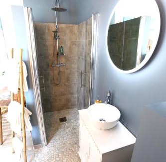 Les Leves-et-Thoumeyragues Bed & Breakfast | Chez Prunette