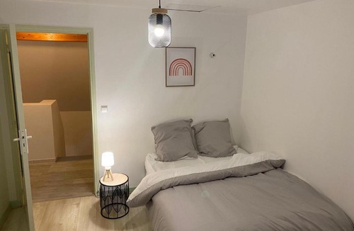 Tonnerre House | Chez Papa