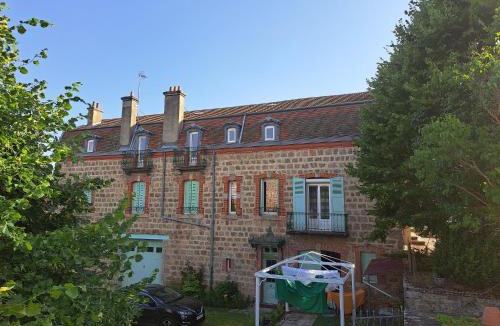 Usson-en-Forez Apartment | Chez Patrice et Marieline F3