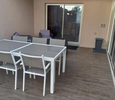 Pontlieue - Rocade Bed & Breakfast | Chez patrice