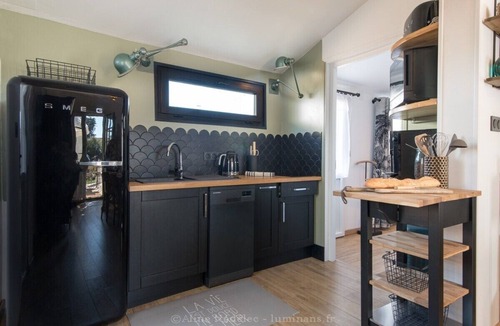 Ile-d'Aix Apartment | Chez Paulette et Lucienne - Charming house