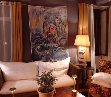 Olargues Bed & Breakfast | Chez Pet and Jo