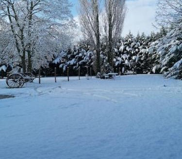 Dommartin House | Chez Philippe et Anne