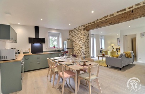 Mezieres-sur-Couesnon House | Chez Reine - MEZIERES SUR COUESNON