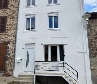 Massiac Apartment | Chez romain