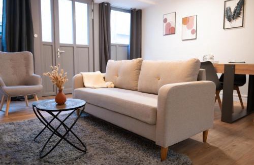 Langres Apartment | Chez Rose - Plein Centre Historique