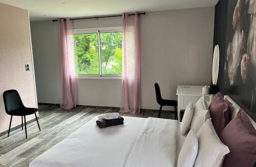 Lamarche-sur-Saone Bed & Breakfast | Chez Saliha et Serge