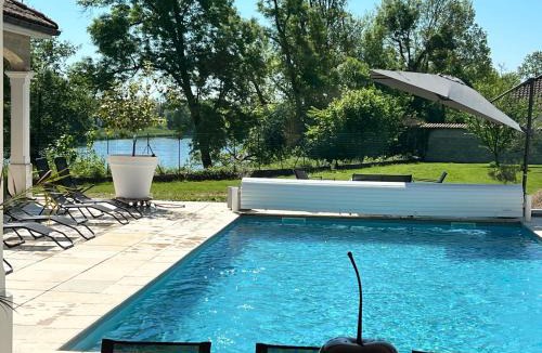 Lamarche-sur-Saone Bed & Breakfast | Chez Saliha et Serge