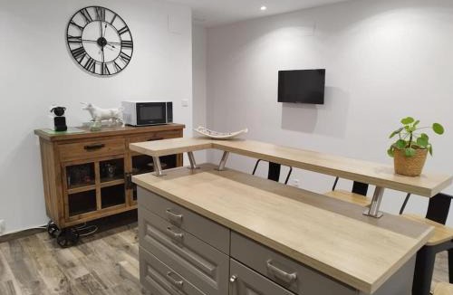 Aigues-Mortes Medieval City House | chez sandrou