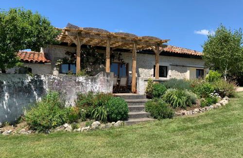 Brossac House | Chez Sarrazin